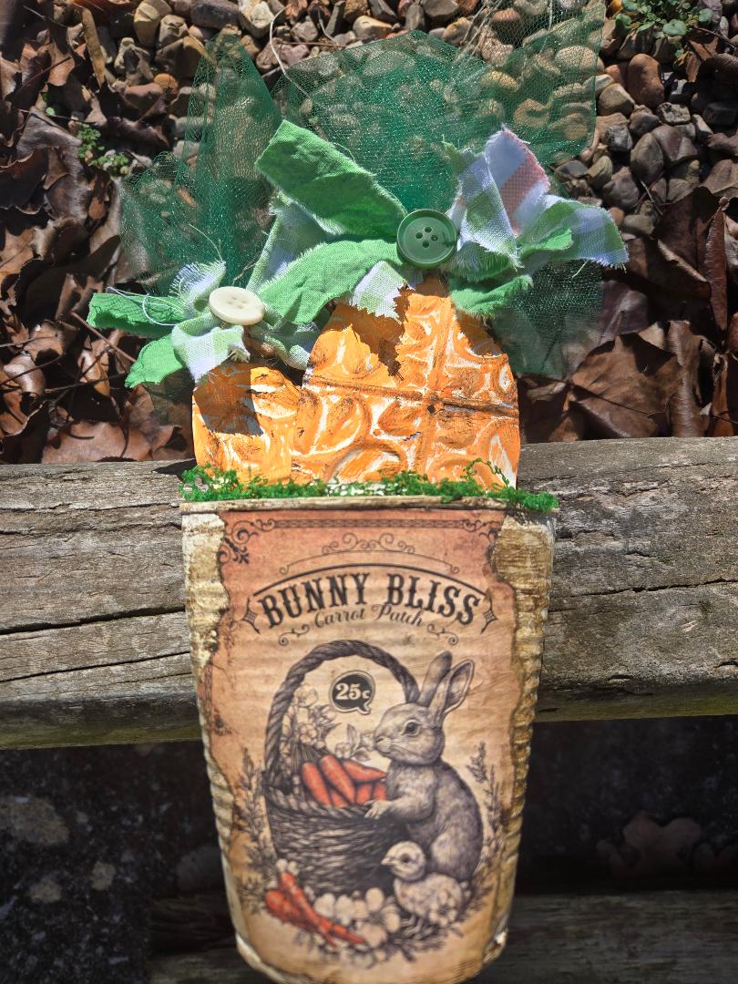 vintage Bunny Bliss Carrot shelve sitter